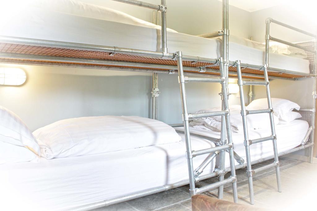 Lumely Fee Bunkhouse Aparthotel Kendal Exteriör bild
