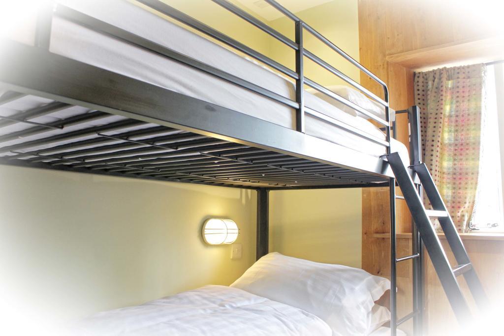 Lumely Fee Bunkhouse Aparthotel Kendal Exteriör bild