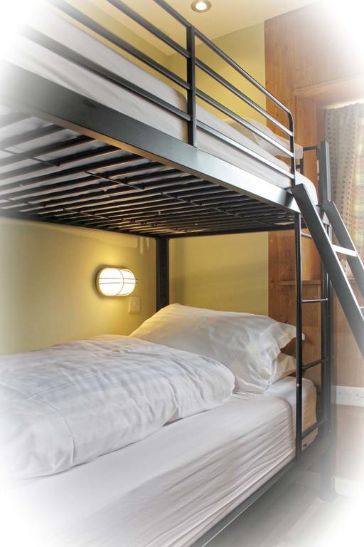 Lumely Fee Bunkhouse Aparthotel Kendal Exteriör bild